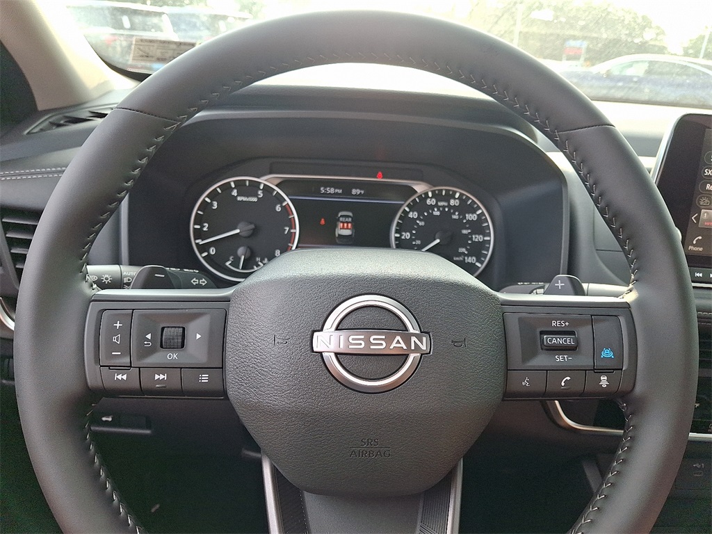 2025 Nissan Rogue SV - Photo 14
