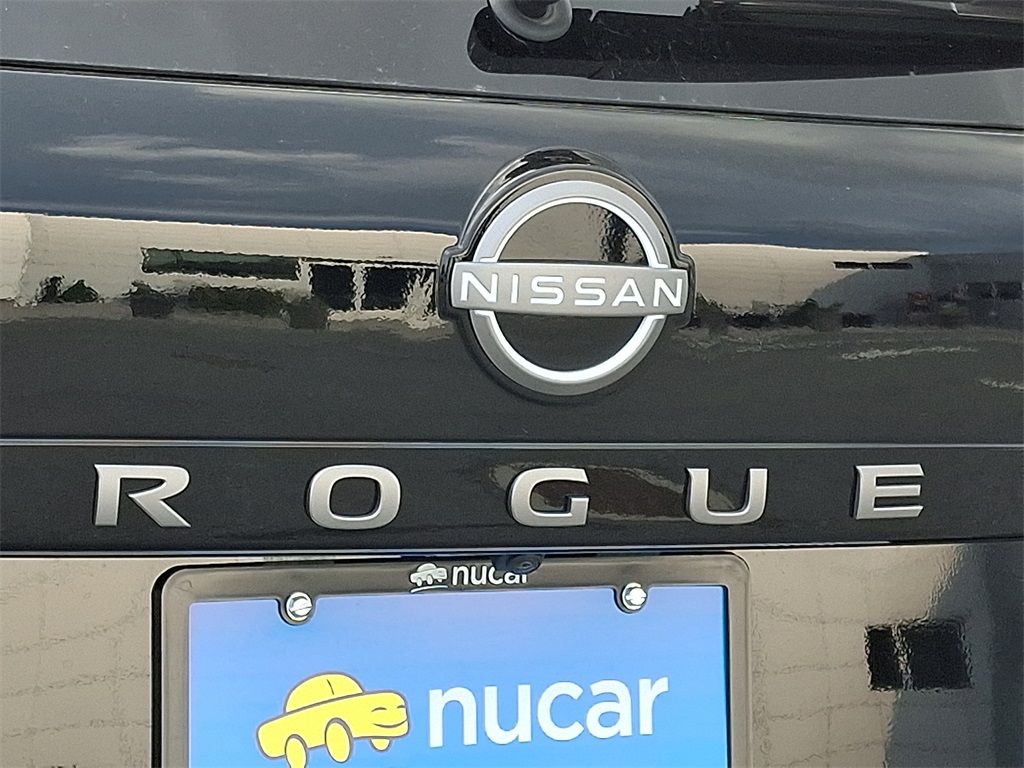 2025 Nissan Rogue SV - Photo 20