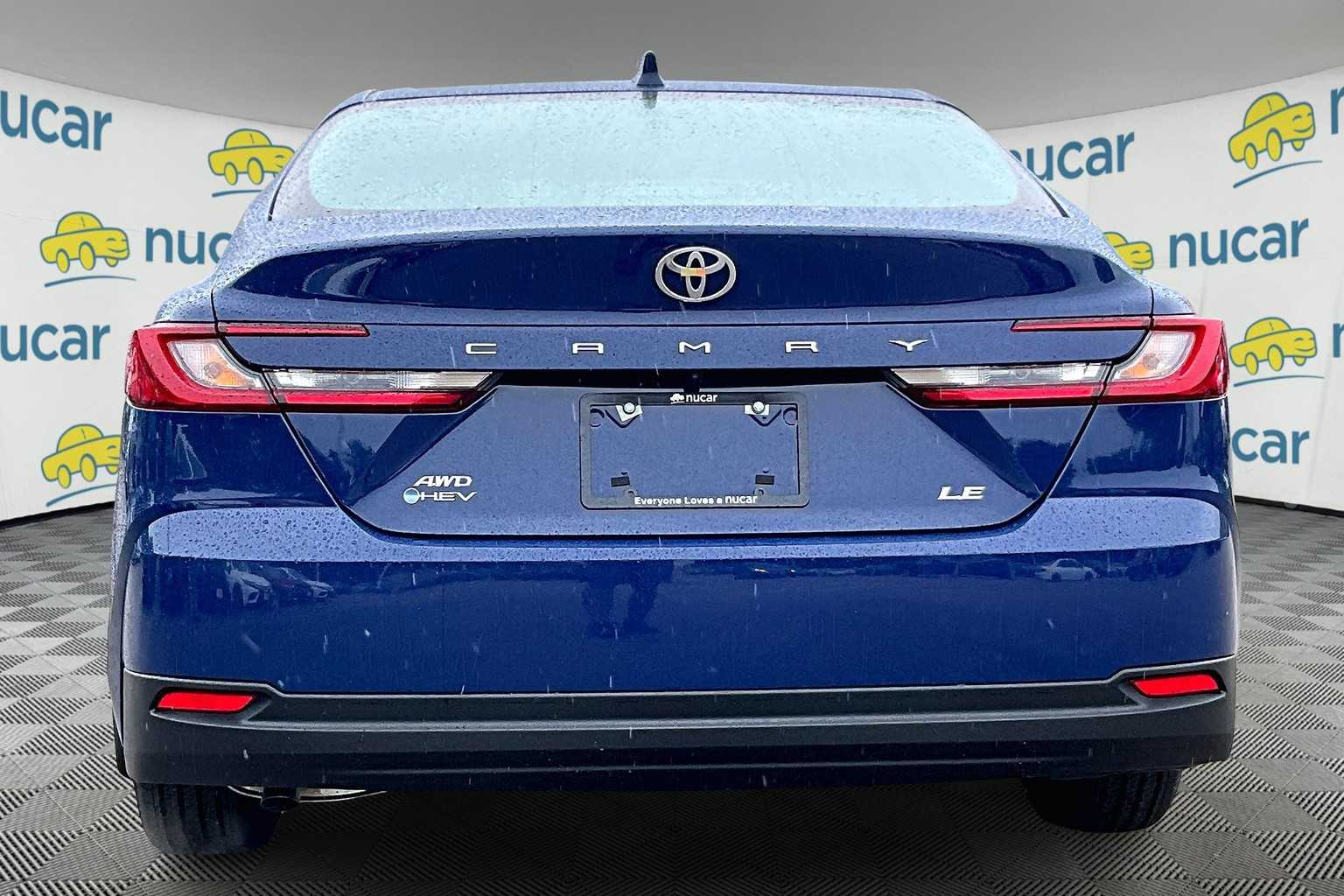 2025 Toyota Camry LE - Photo 6
