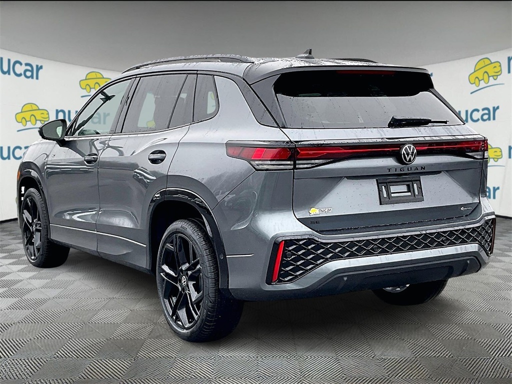 2026 Volkswagen Tiguan 2.0T SE R-Line Black - Photo 5