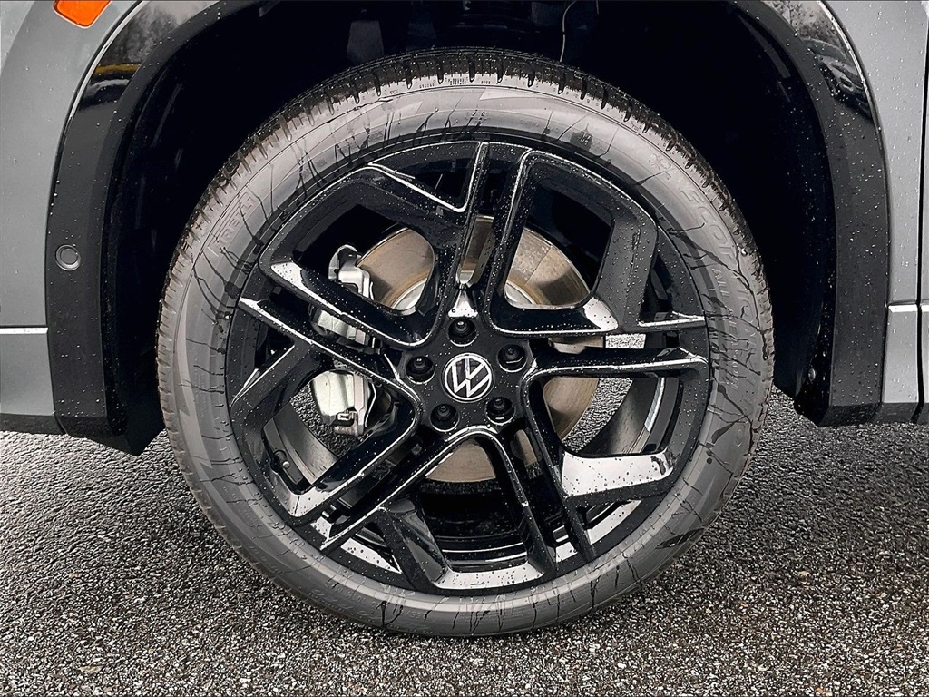 2026 Volkswagen Tiguan 2.0T SE R-Line Black - Photo 8
