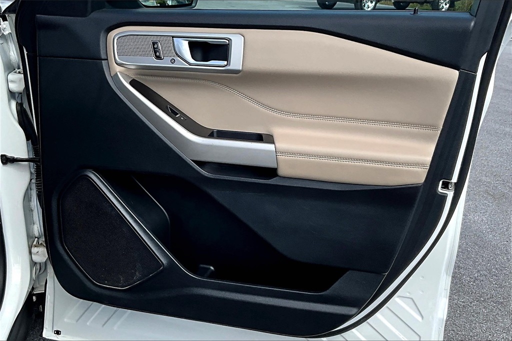 2022 Ford Explorer Limited - Photo 12