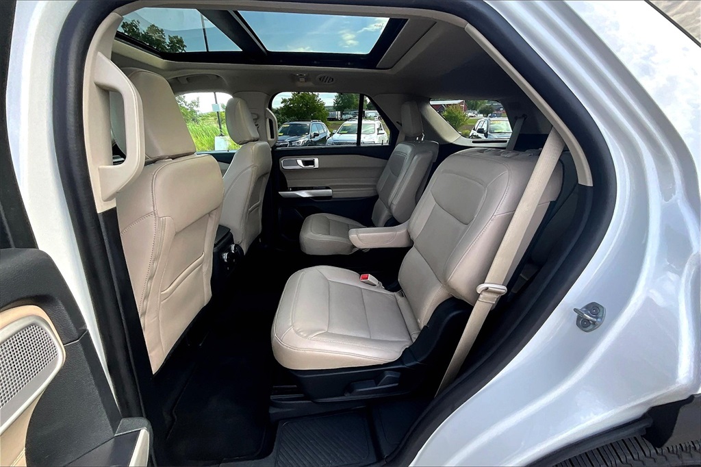 2022 Ford Explorer Limited - Photo 15