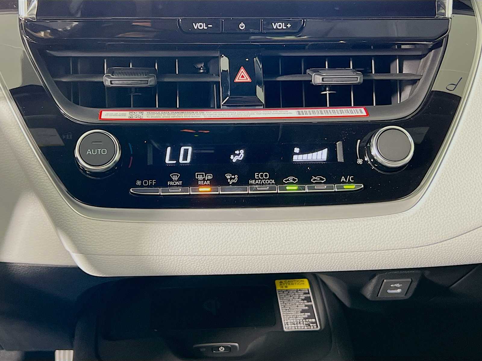 2026 Toyota Corolla SE - Photo 10