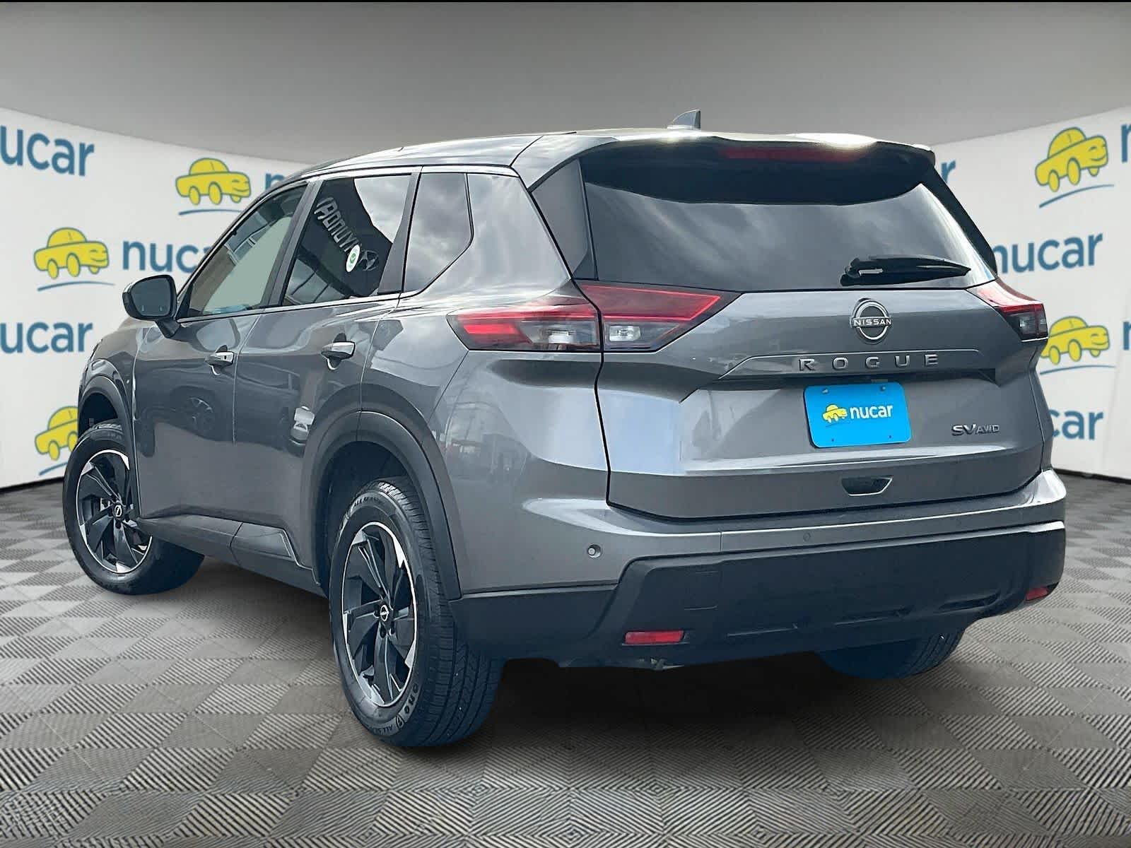 2024 Nissan Rogue SV - Photo 4