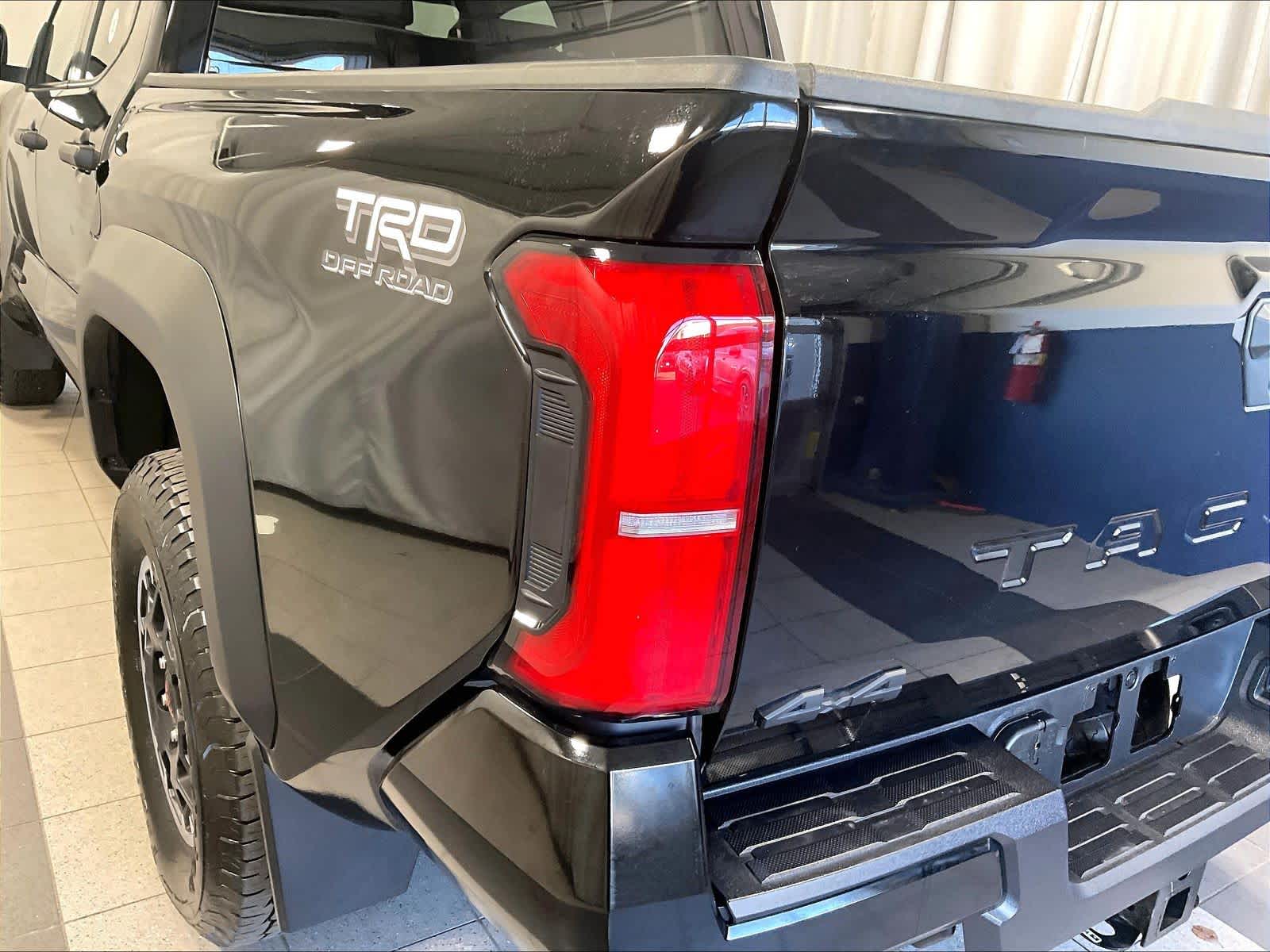 2024 Toyota Tacoma TRD Off Road - Photo 35