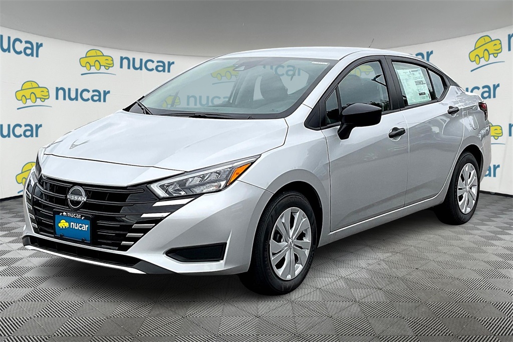 2025 Nissan Versa 1.6 S - Photo 4