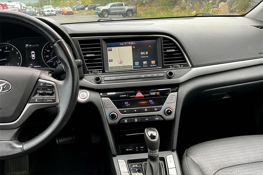 2017 Hyundai Elantra Limited - Photo 18
