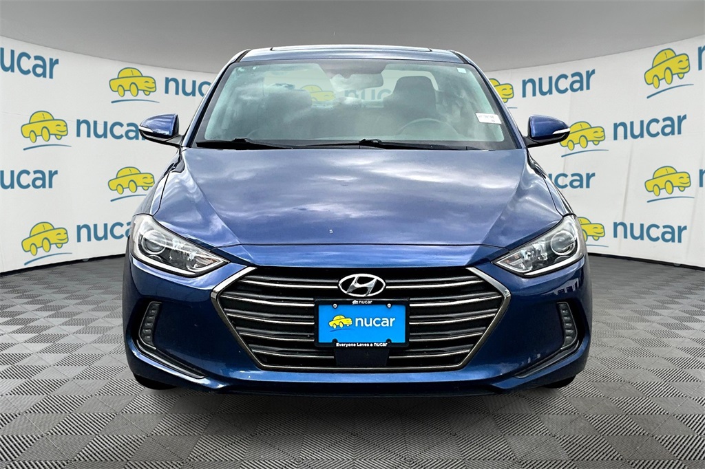 2017 Hyundai Elantra Limited - Photo 2