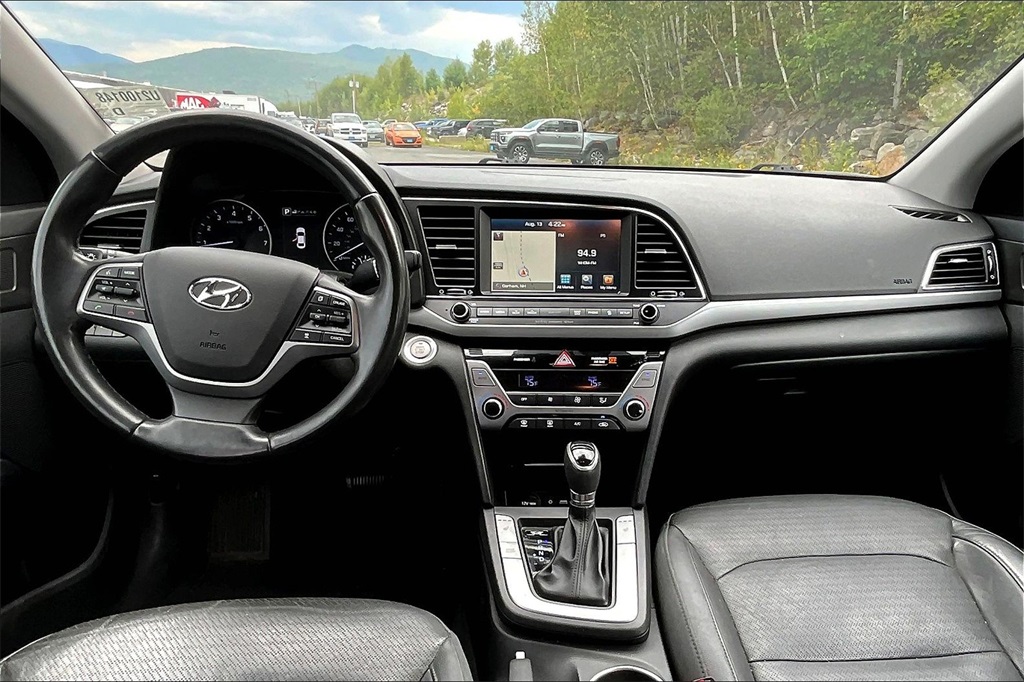 2017 Hyundai Elantra Limited - Photo 21