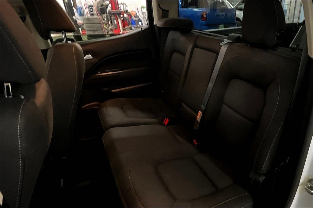 2018 Chevrolet Colorado LT - Photo 15
