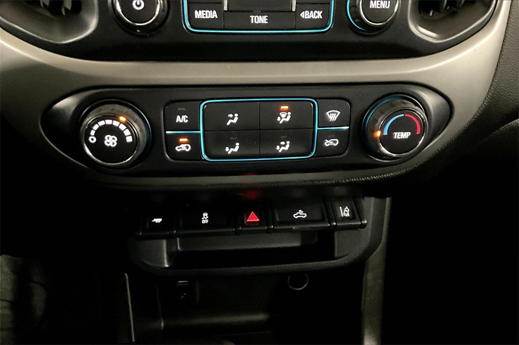 2018 Chevrolet Colorado LT - Photo 26