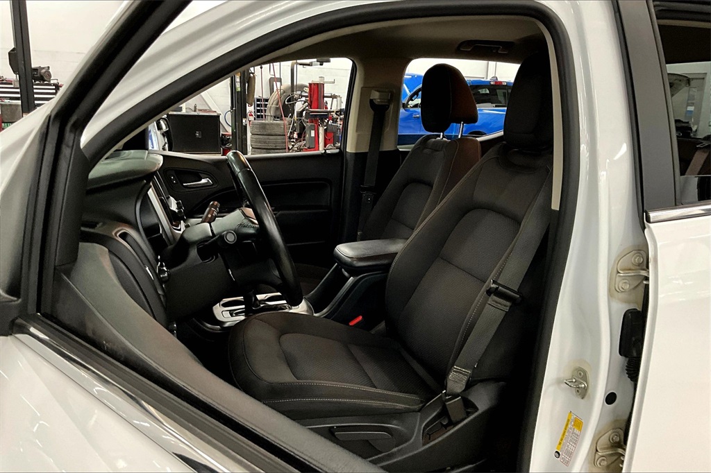 2018 Chevrolet Colorado LT - Photo 10