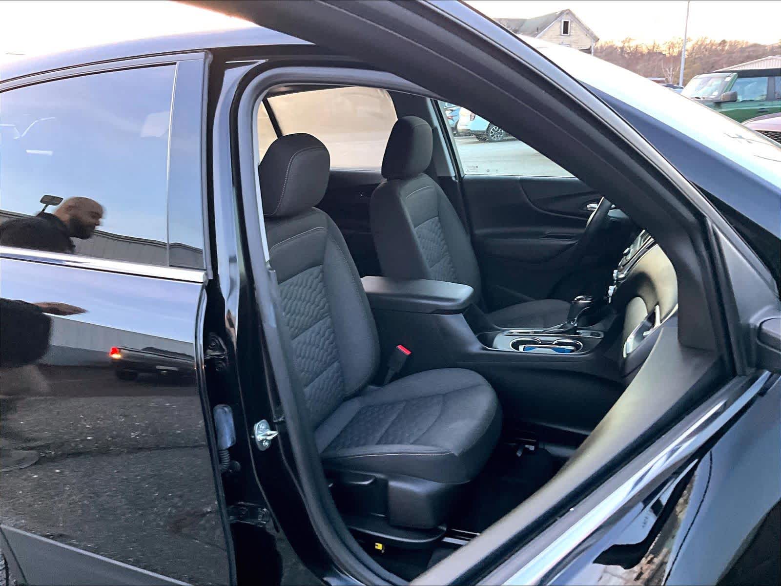 2019 Chevrolet Equinox LT - Photo 11