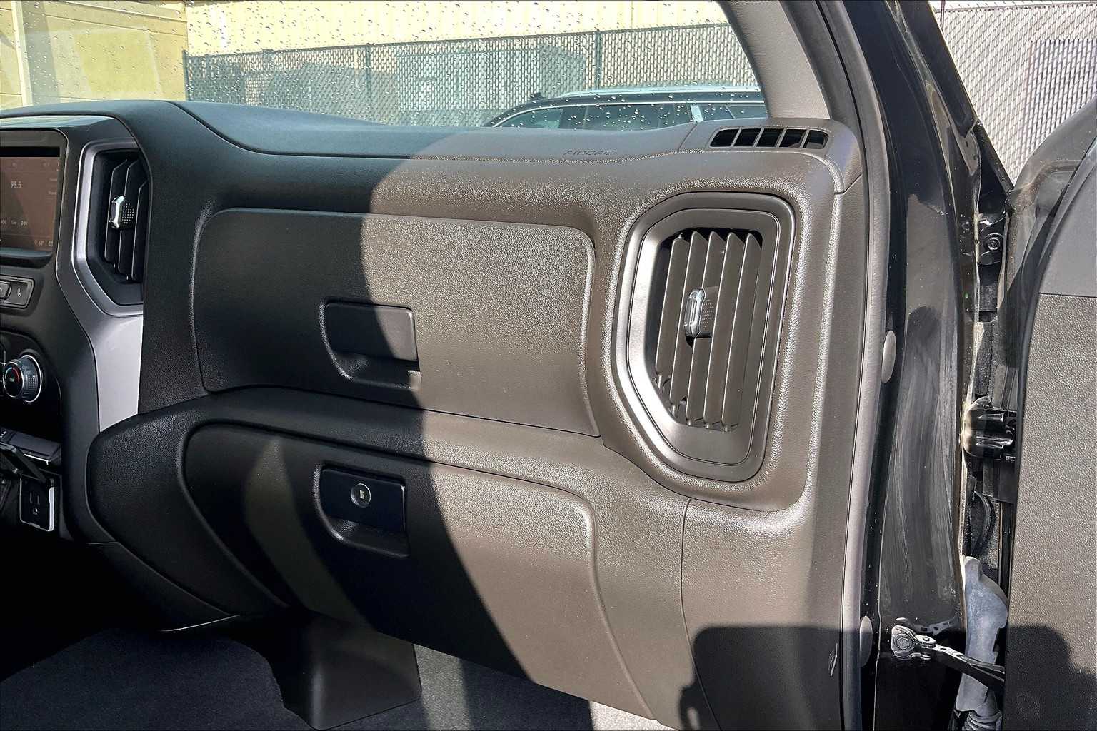 2023 Chevrolet Silverado 1500 Custom - Photo 13