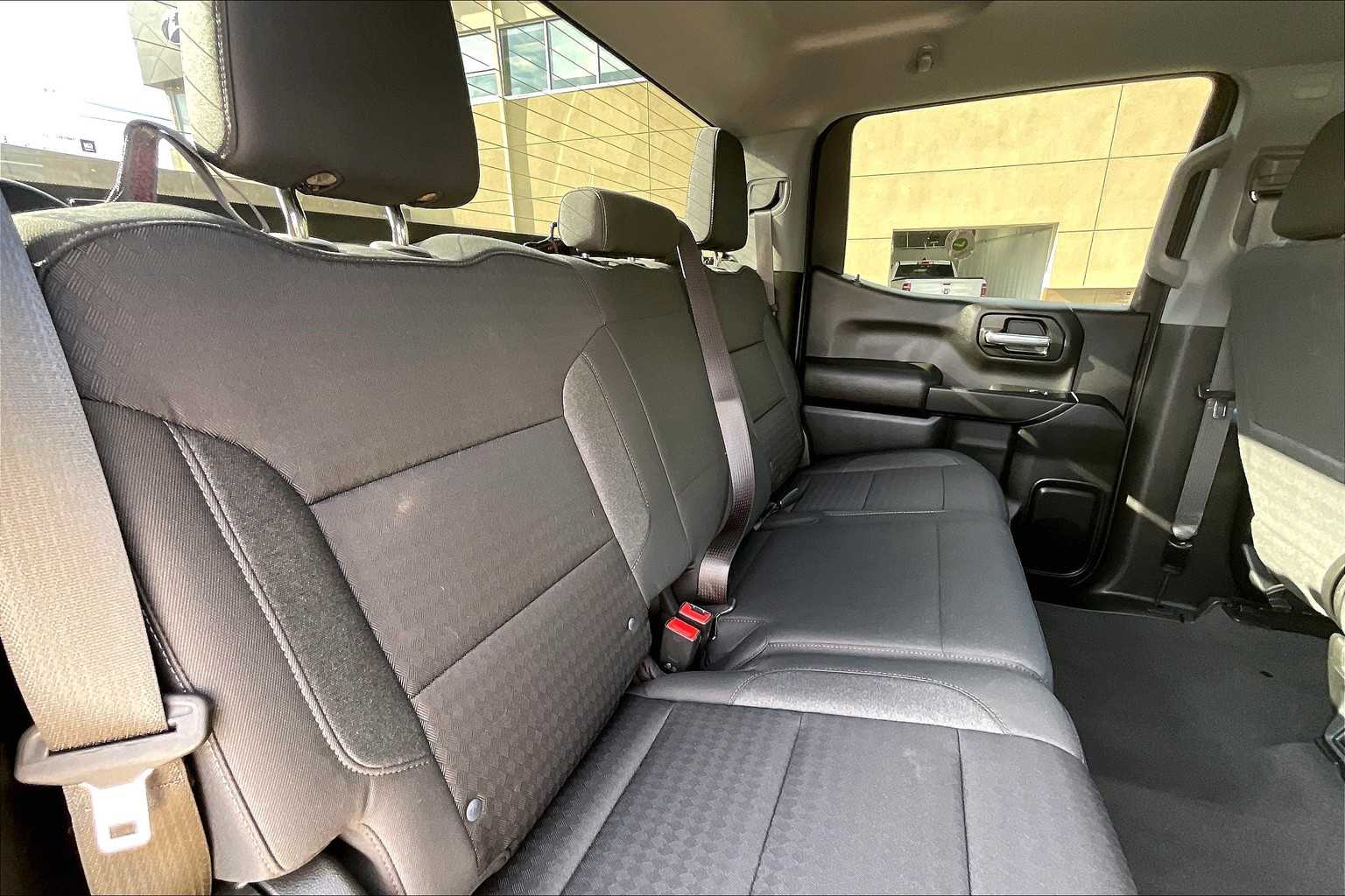 2023 Chevrolet Silverado 1500 Custom - Photo 16