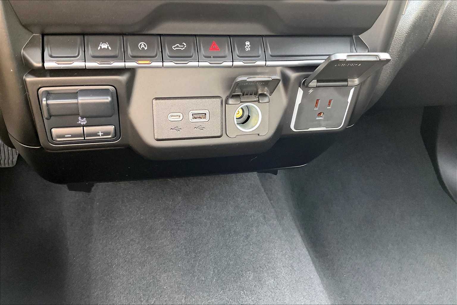 2023 Chevrolet Silverado 1500 Custom - Photo 26