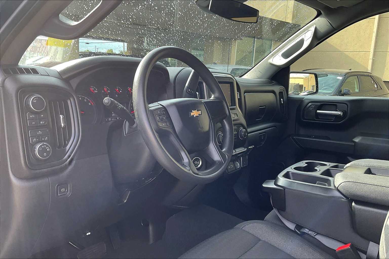 2023 Chevrolet Silverado 1500 Custom - Photo 8