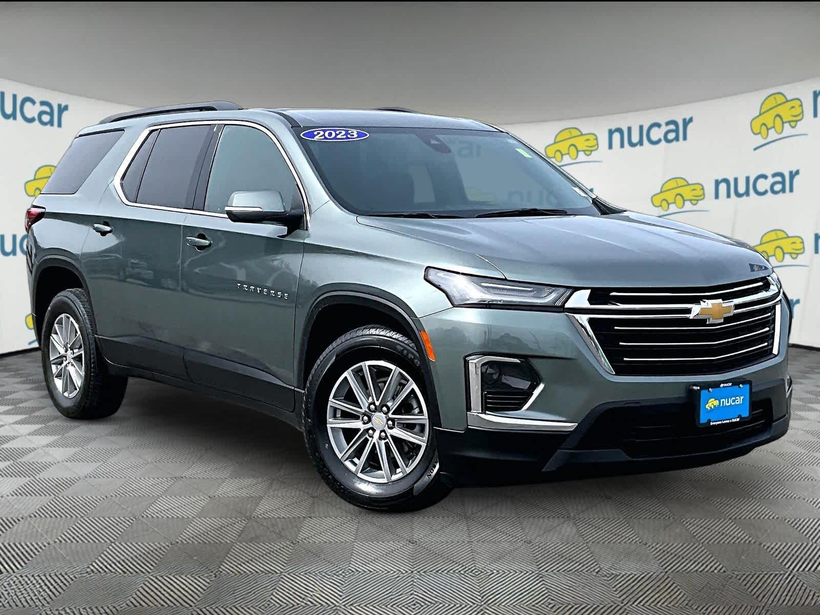 2023 Chevrolet Traverse LT Cloth