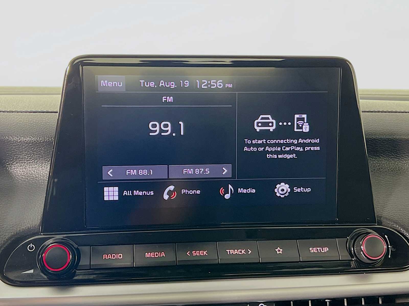 2024 Kia Forte LXS - Photo 14