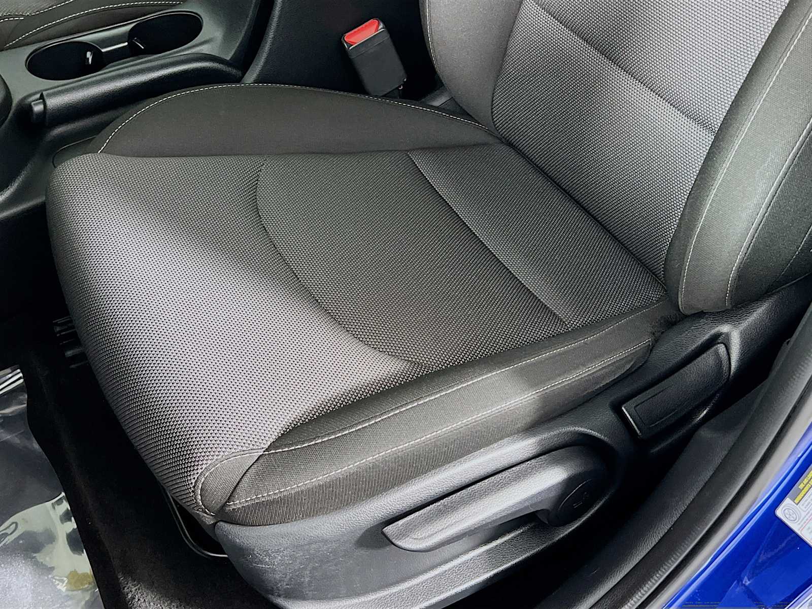 2024 Kia Forte LXS - Photo 19