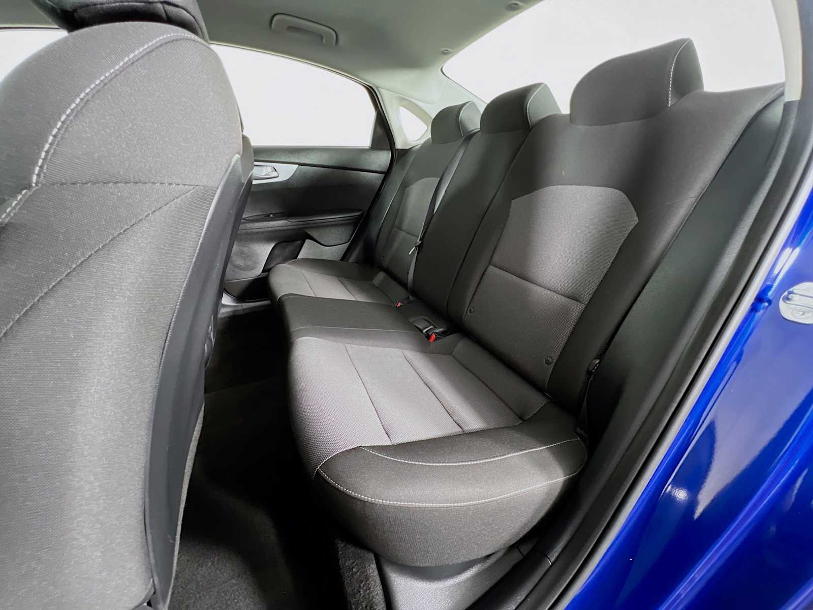 2024 Kia Forte LXS - Photo 23