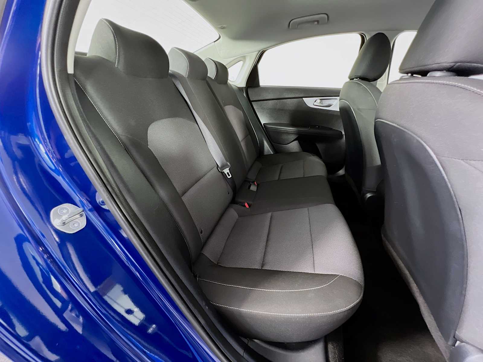 2024 Kia Forte LXS - Photo 25