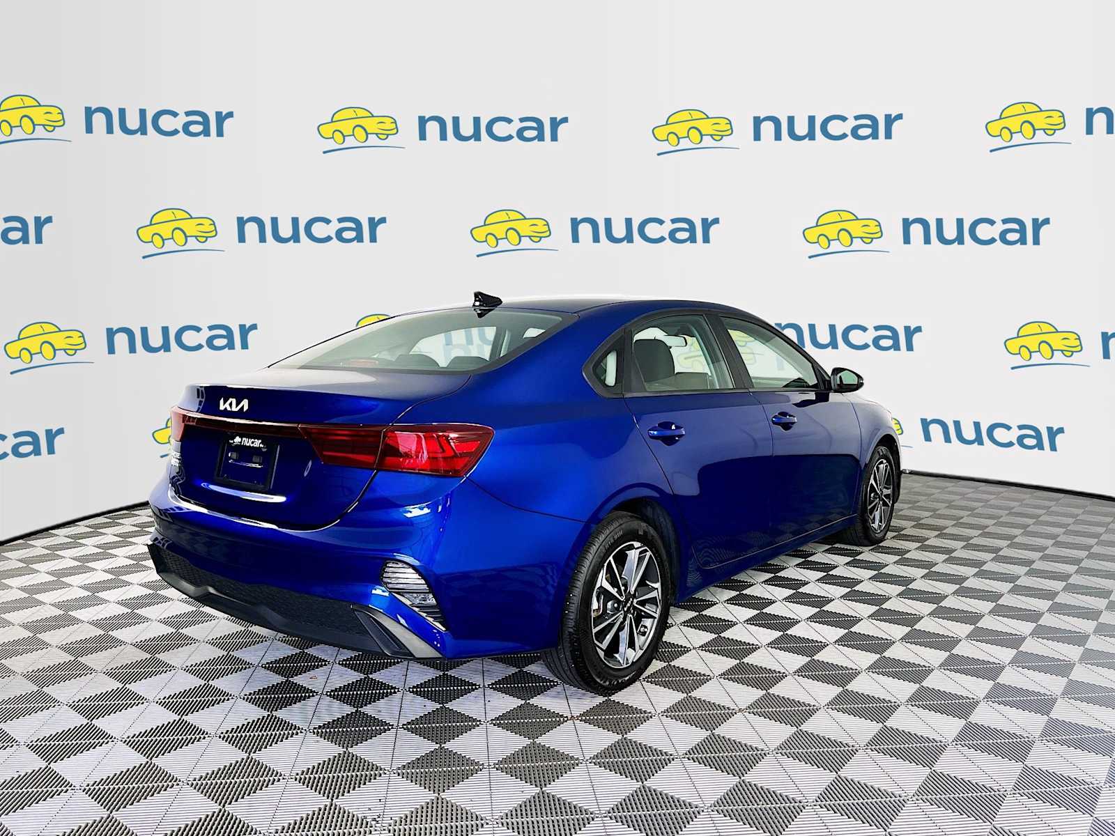 2024 Kia Forte LXS - Photo 7