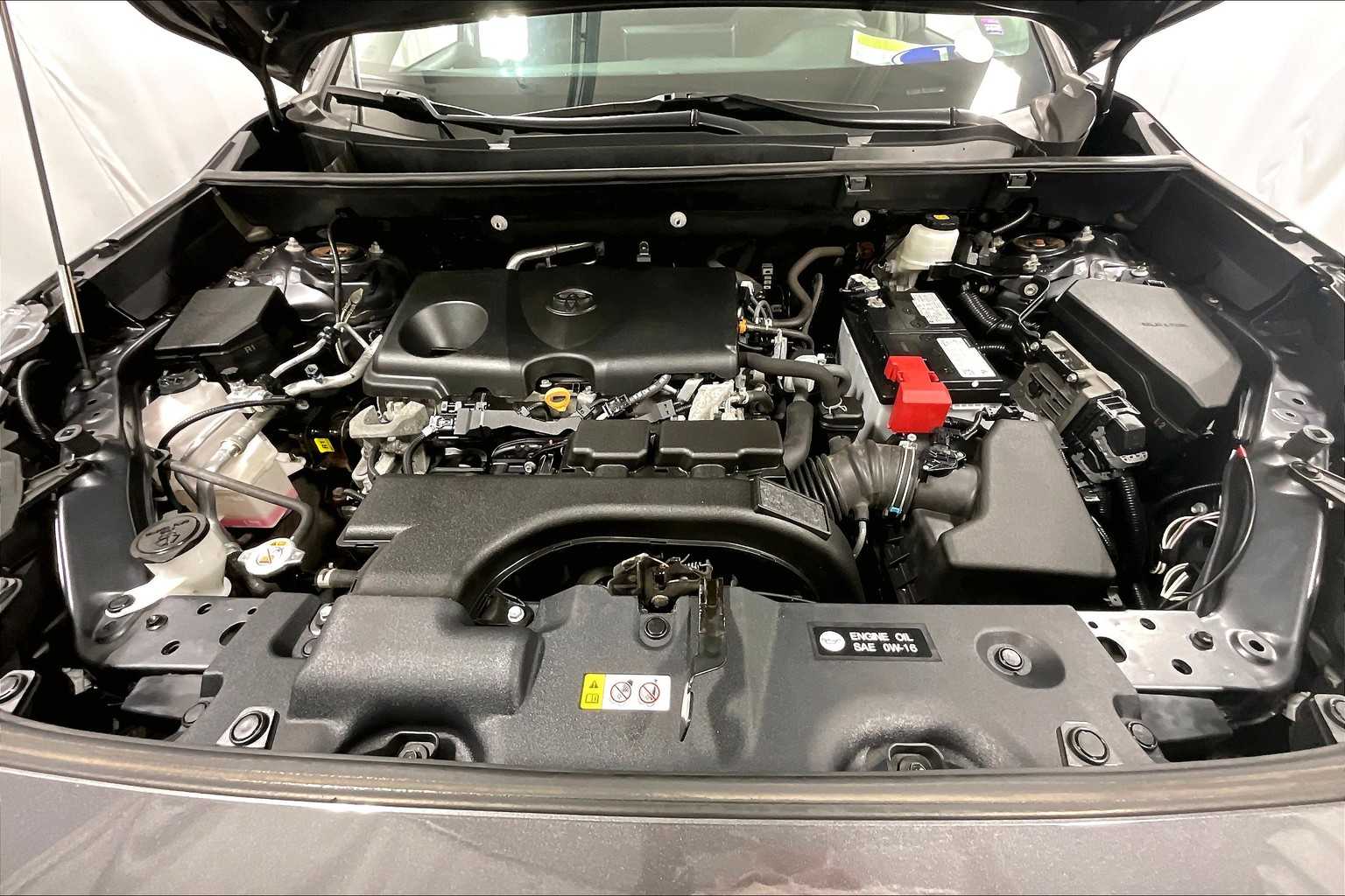 2021 Toyota RAV4 XLE - Photo 30