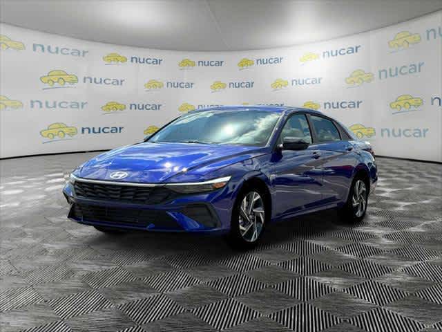 2025 Hyundai Elantra SEL Sport - Photo 12