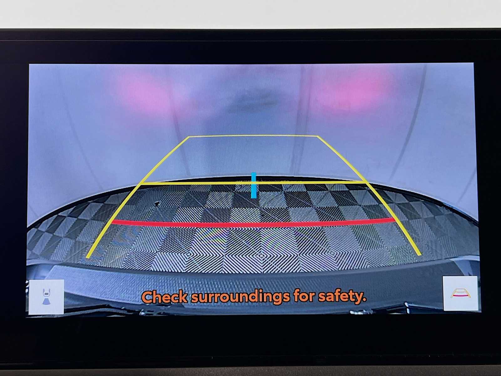 2025 Toyota Camry XSE - Photo 9