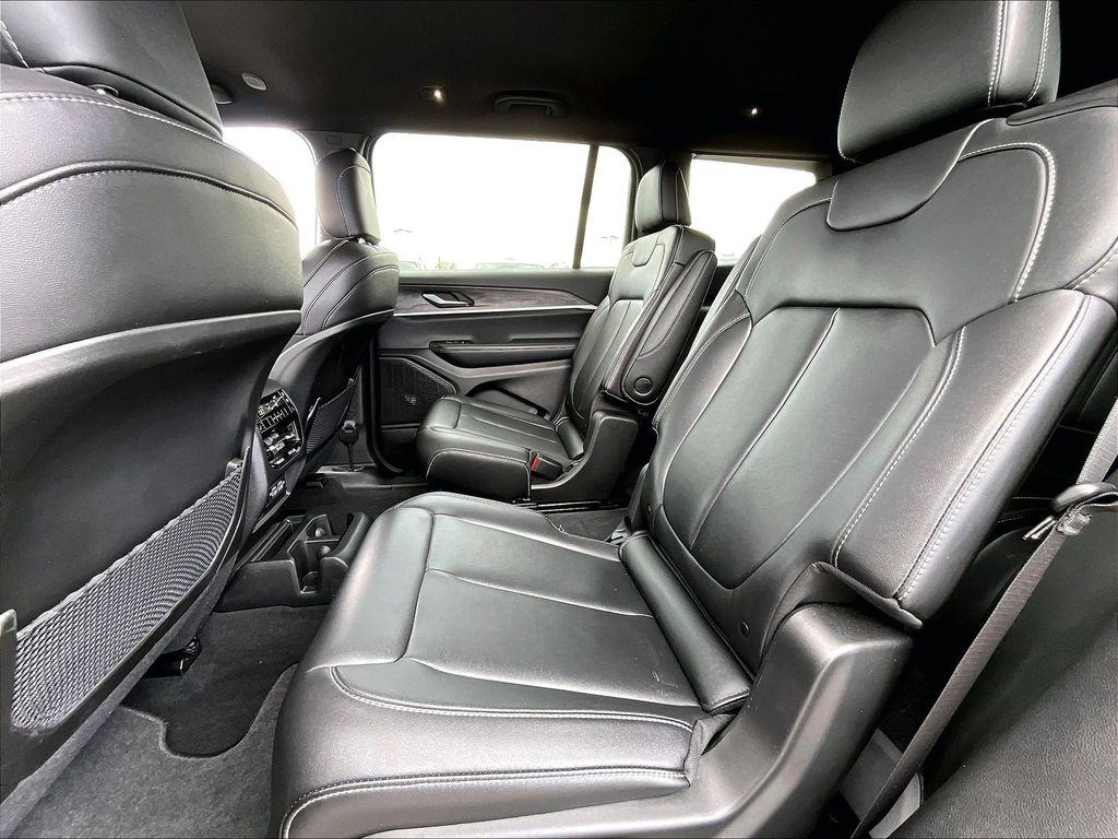 2024 Jeep Grand Cherokee L Limited - Photo 15