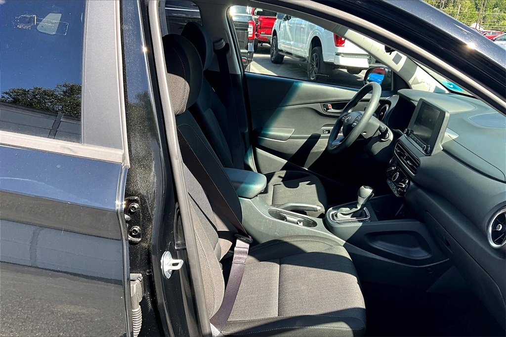 2023 Hyundai Kona SEL - Photo 11