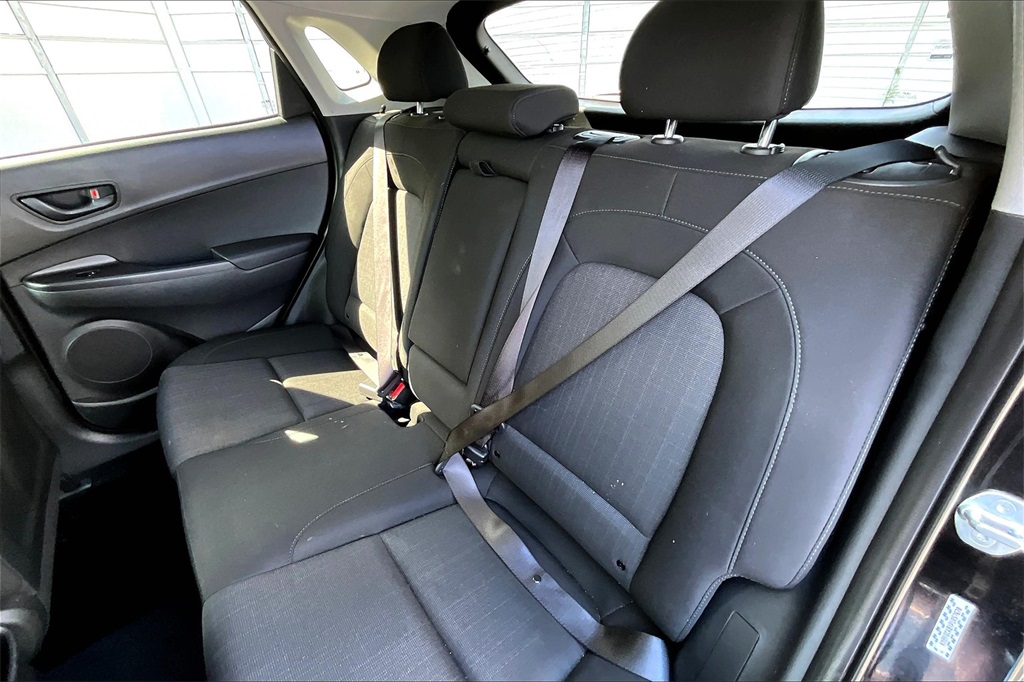 2023 Hyundai Kona SEL - Photo 15