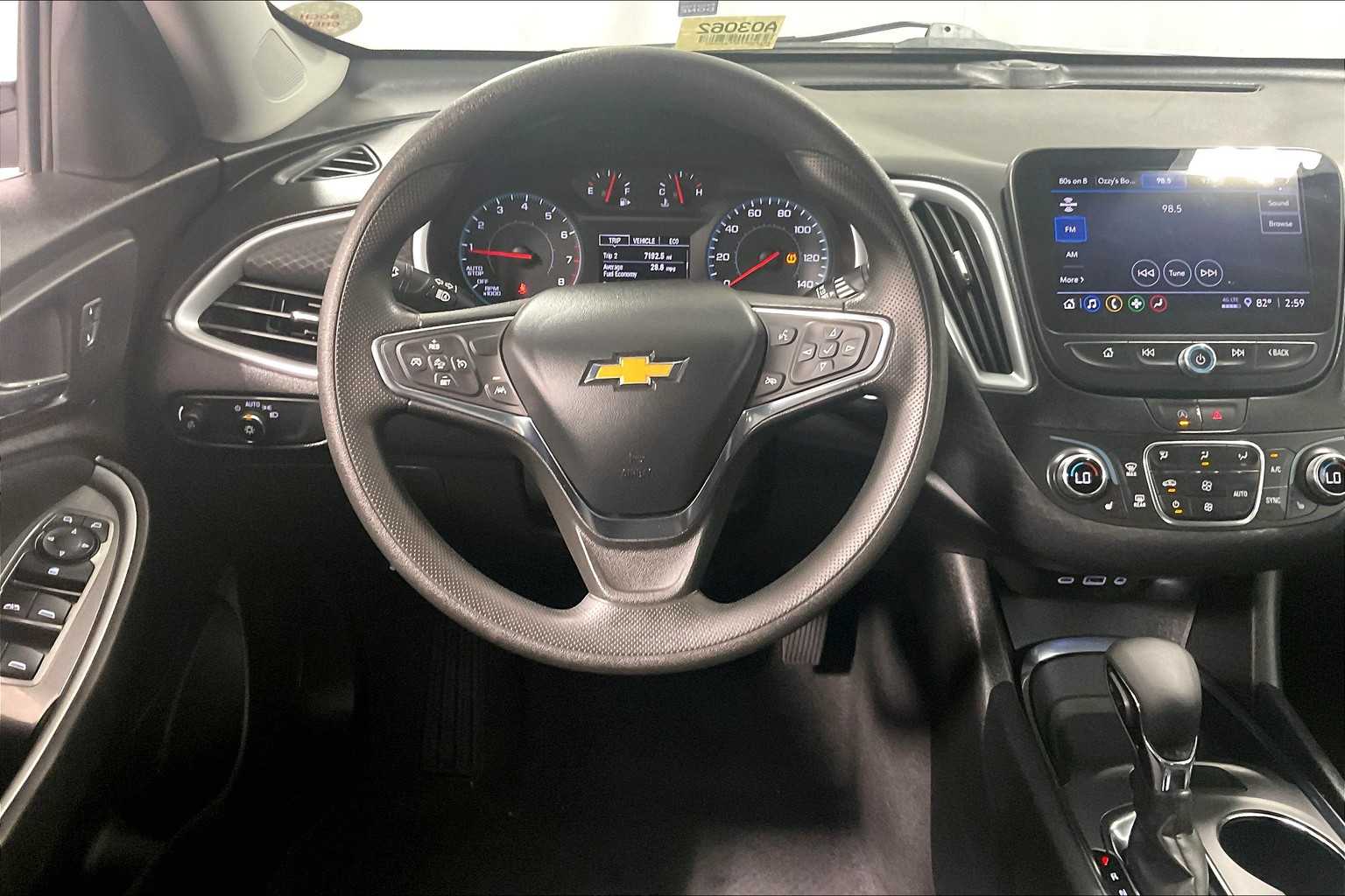 2023 Chevrolet Malibu LT - Photo 17