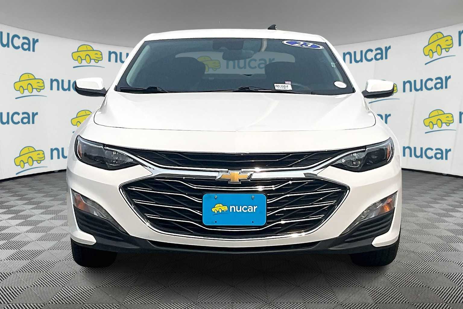 2023 Chevrolet Malibu LT - Photo 2
