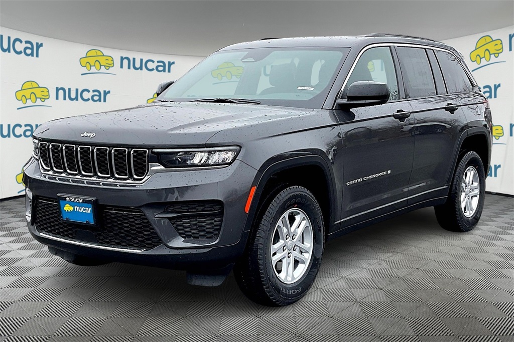 2025 Jeep Grand Cherokee Laredo - Photo 4