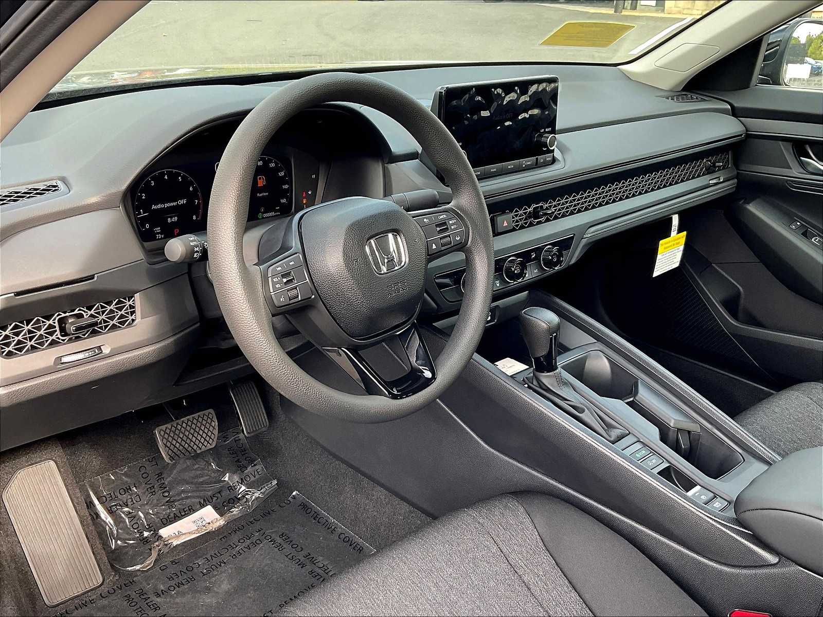 2025 Honda Accord LX - Photo 9