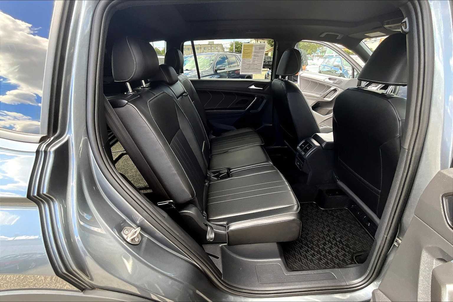 2023 Volkswagen Tiguan SE R-Line Black - Photo 16