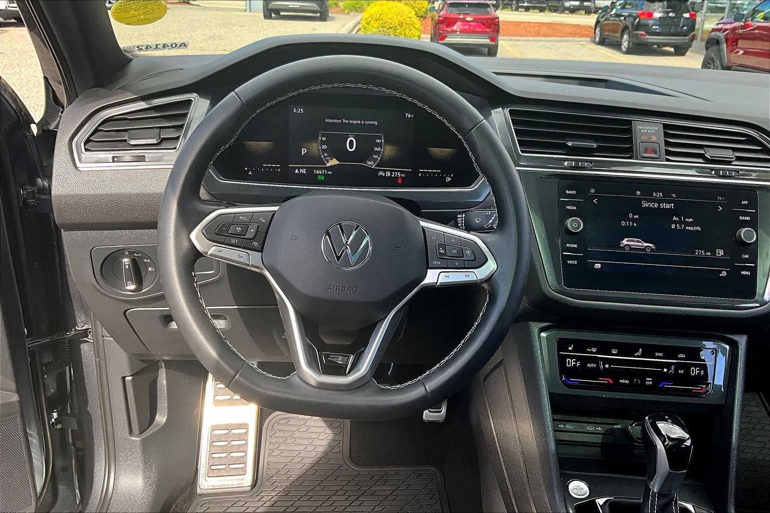 2023 Volkswagen Tiguan SE R-Line Black - Photo 18