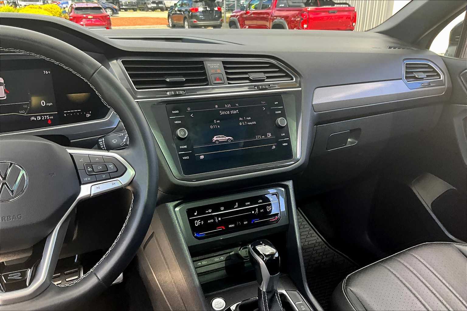 2023 Volkswagen Tiguan SE R-Line Black - Photo 19