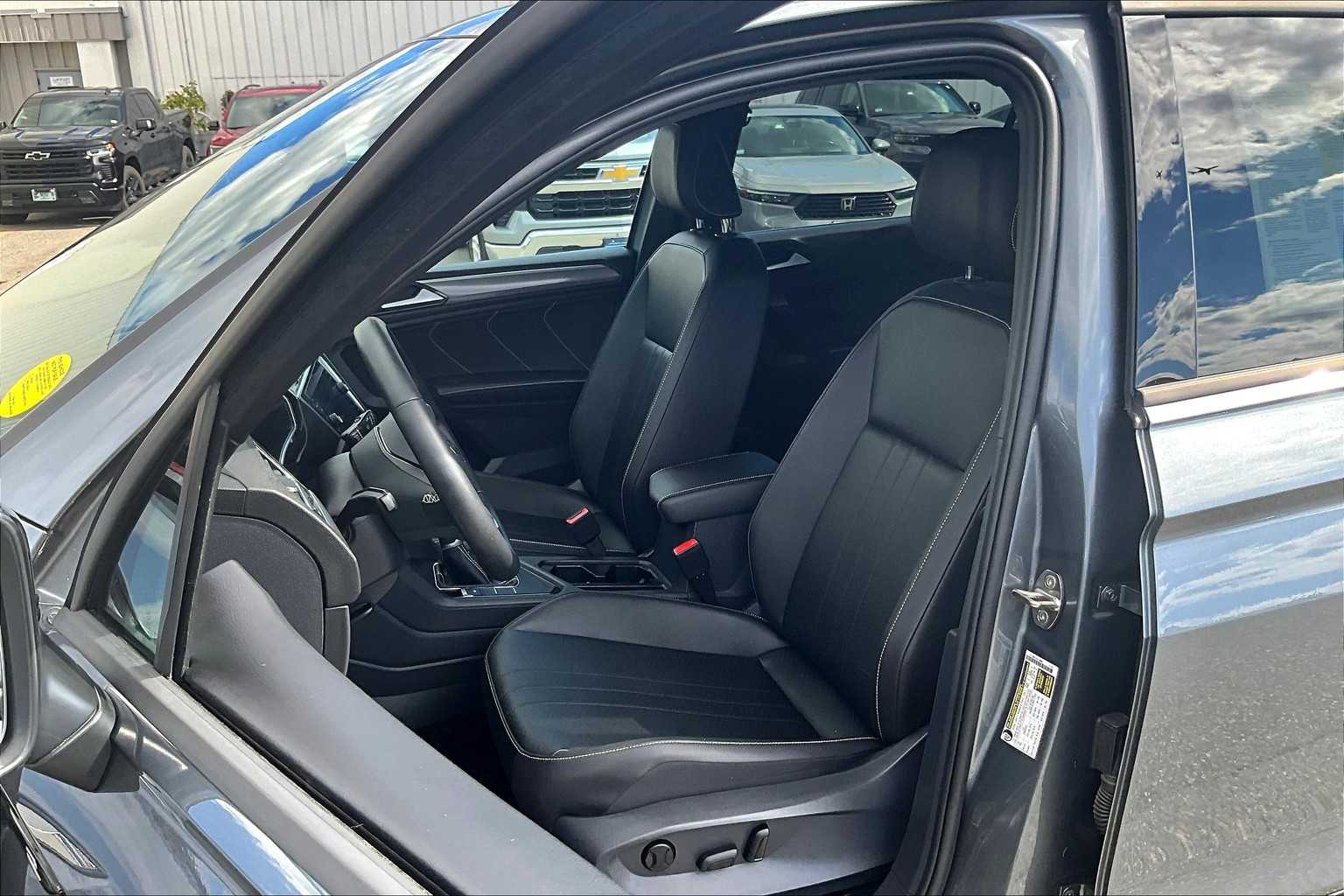 2023 Volkswagen Tiguan SE R-Line Black - Photo 10