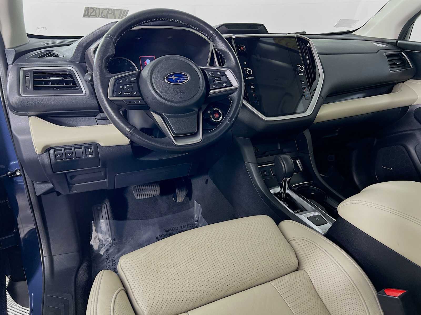 2023 Subaru Ascent Limited - Photo 9