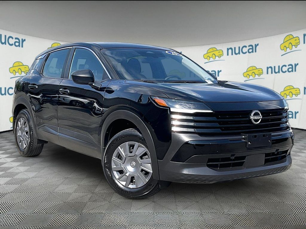2025 Nissan Kicks S