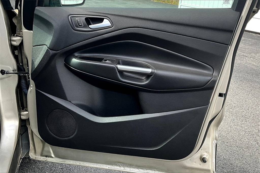 2018 Ford Escape SE - Photo 12