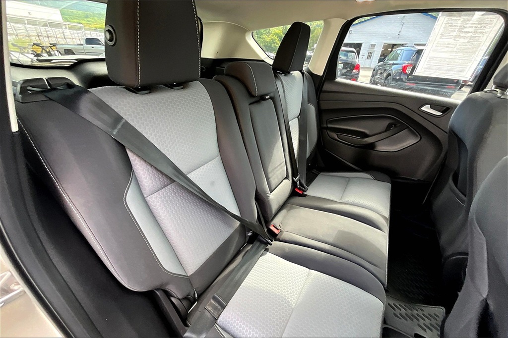 2018 Ford Escape SE - Photo 16