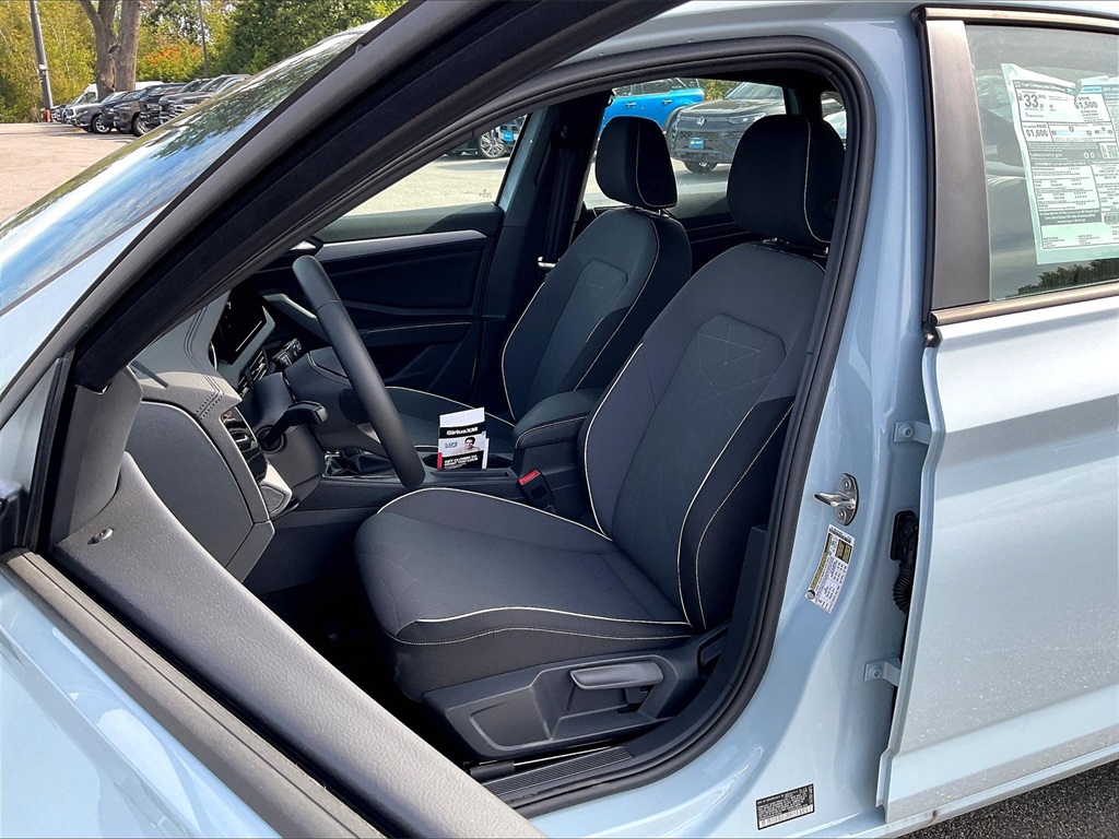 2025 Volkswagen Jetta 1.5T Sport - Photo 11