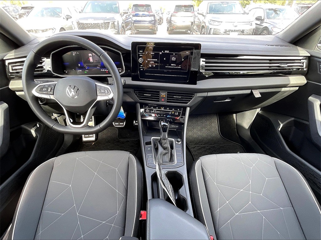 2025 Volkswagen Jetta 1.5T Sport - Photo 12