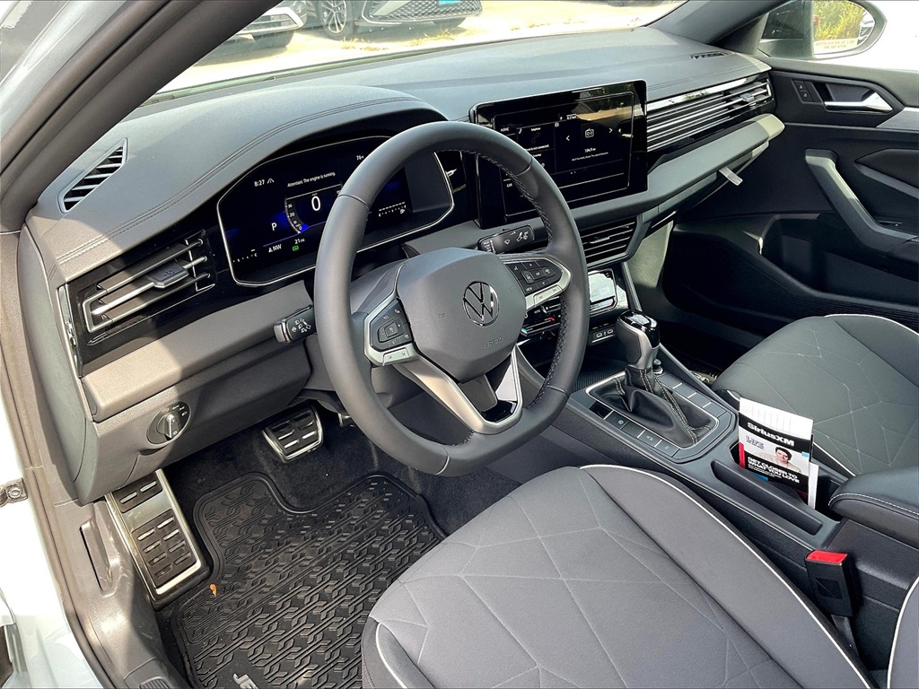 2025 Volkswagen Jetta 1.5T Sport - Photo 9