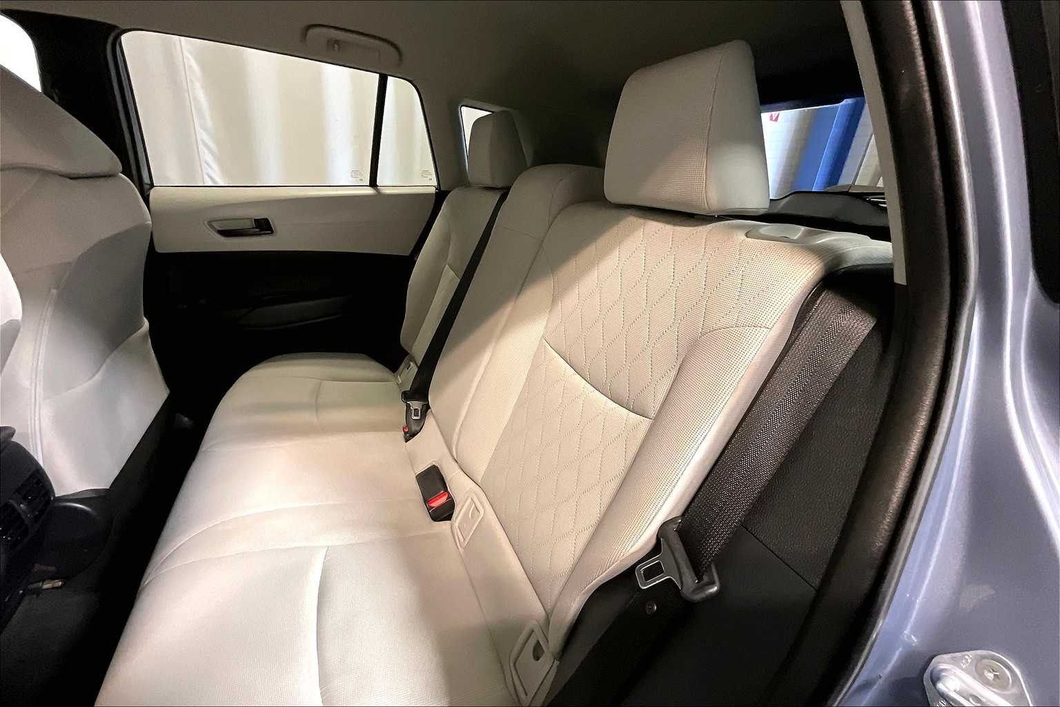 2022 Toyota Corolla Cross LE - Photo 15